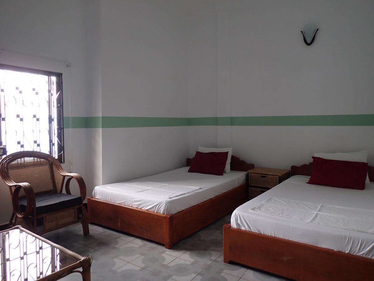 Lazy Gecko Guesthouse プノンペン エクステリア 写真
